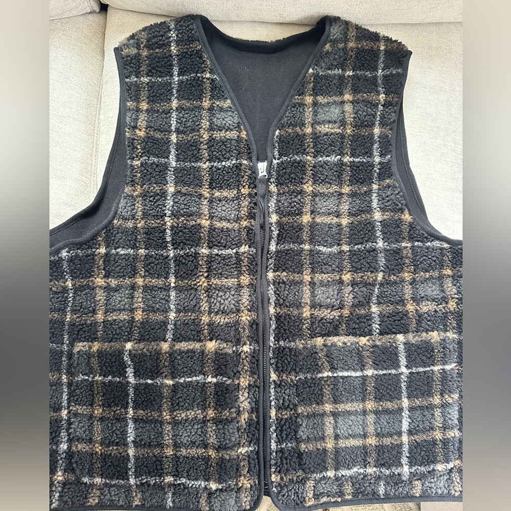 H&M Black and Tan Checkered Sherpa Jacket